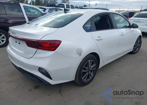 2022 Kia Forte Lxs из США, поврежденный, VIN 3KPF24AD8NE493762